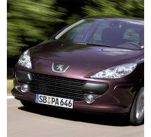 Бампер передний в цвет кузова Peugeot 307 (2005-2008) рестайлинг