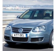 Бампер передний в цвет кузова Volkswagen Jetta 5 (2005-2010)