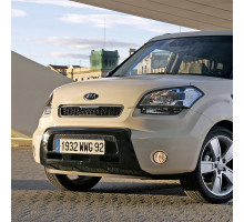 Бампер передний в цвет кузова Kia Soul 1 (2008-2011) дорестайлинг